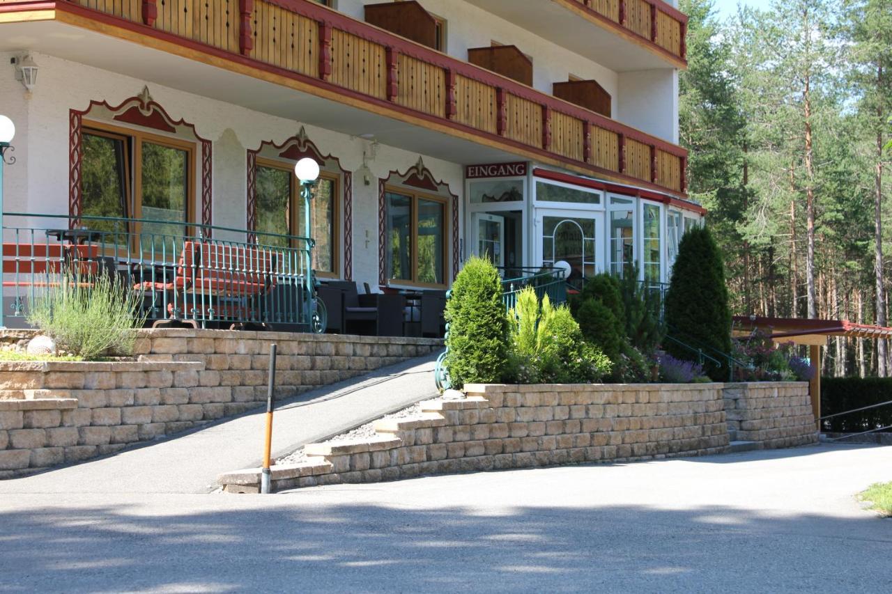 Hotel Garni Waldhof - Wohlfuehlen Am Lech Stanzach Luaran gambar